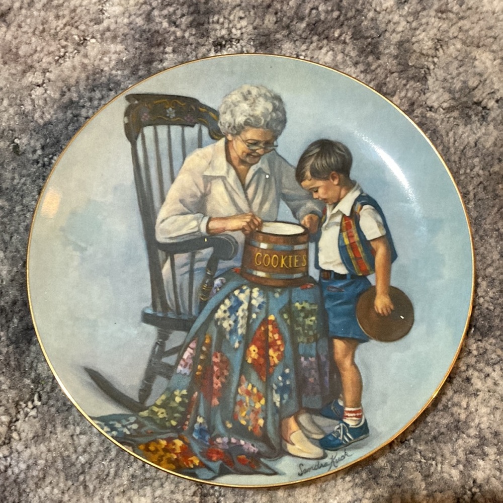 Reco Limited Edition “Grandma’s Cookie Jar” collectors plate number 6162